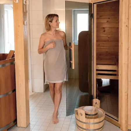 Gruppenhaus Kanzlersgrund Bei Oberhof Mit Sauna In Alleinlage Vakantiehuis