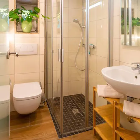 Gruppenhaus Kanzlersgrund Bei Oberhof Mit Sauna In Alleinlage Vakantiehuis