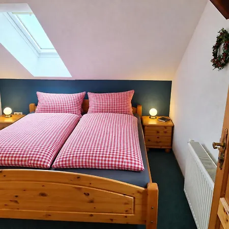 Gruppenhaus Kanzlersgrund Bei Oberhof Mit Sauna In Alleinlage * Kurort Steinbach-Hallenberg