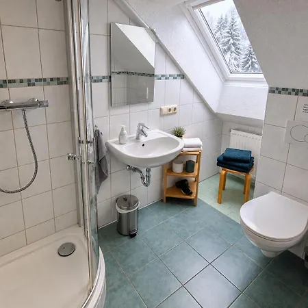 Gruppenhaus Kanzlersgrund Bei Oberhof Mit Sauna In Alleinlage Vakantiehuis *
