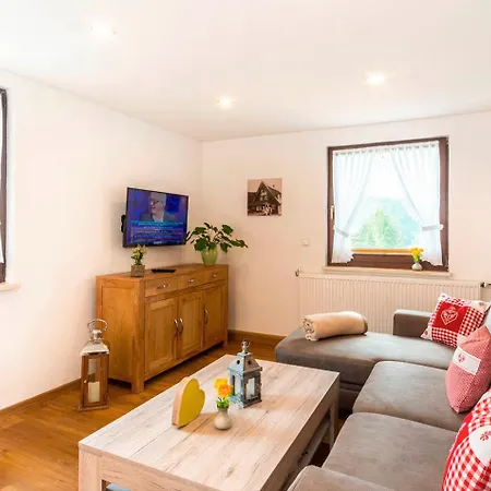 Vakantiehuis Gruppenhaus Kanzlersgrund Bei Oberhof Mit Sauna In Alleinlage *