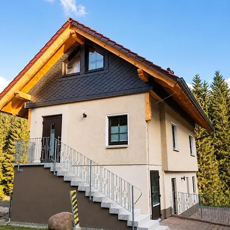 Gruppenhaus Kanzlersgrund Bei Oberhof Mit Sauna In Alleinlage Vakantiehuis